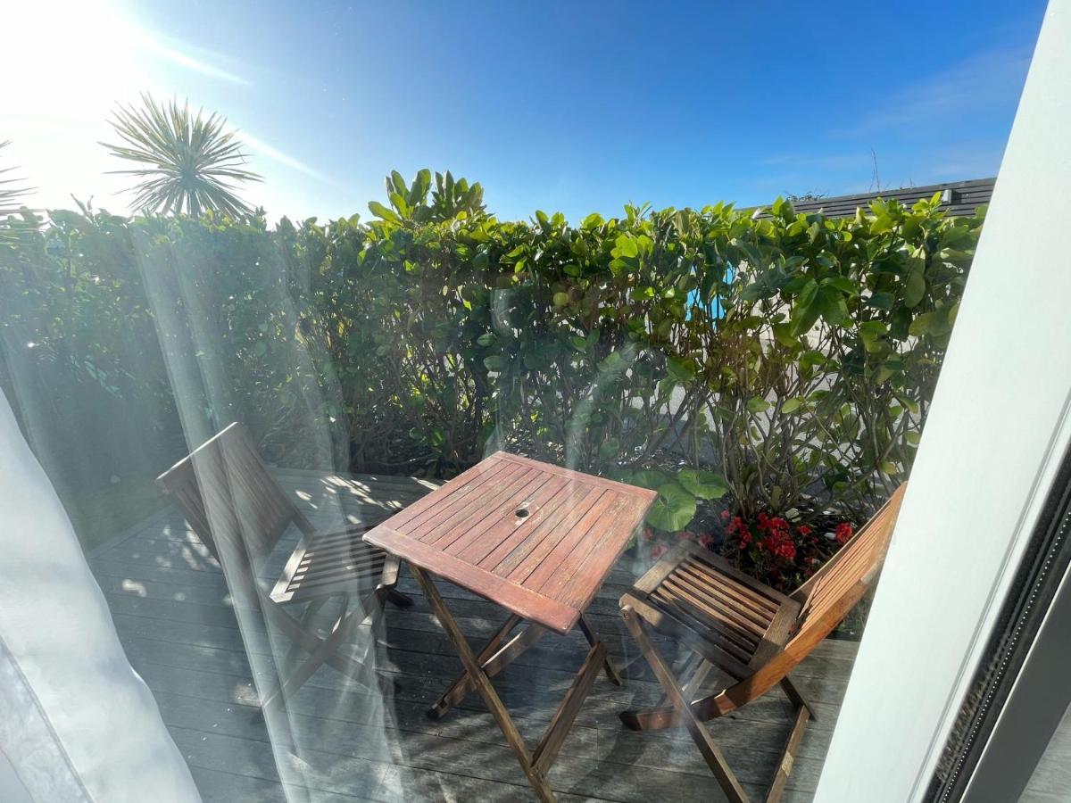 Carters By The Sea Beachside Studio Apartments Carters Beach Exterior foto