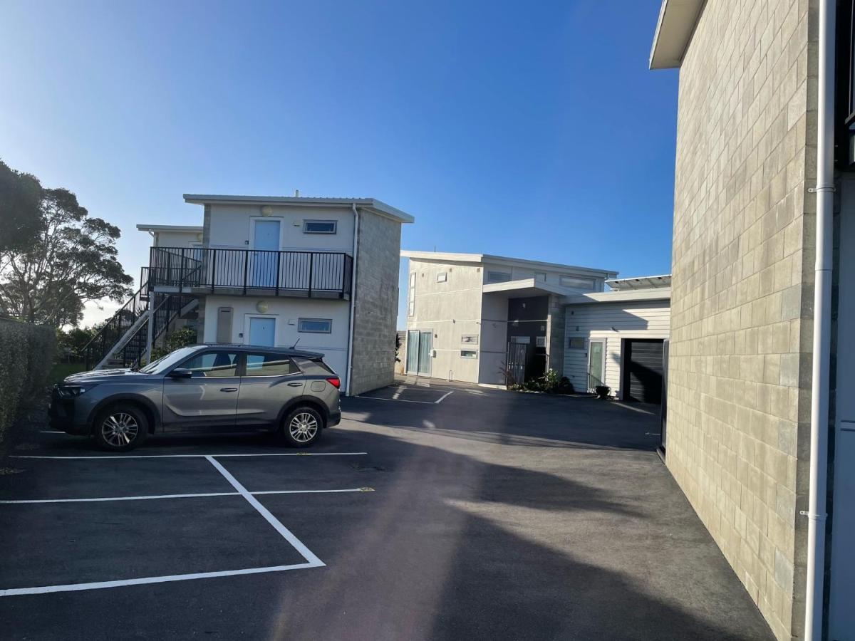 Carters By The Sea Beachside Studio Apartments Carters Beach Exterior foto