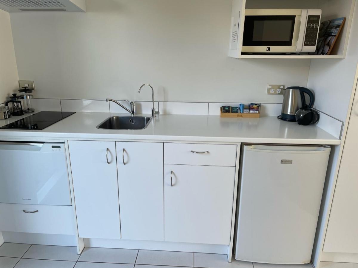 Carters By The Sea Beachside Studio Apartments Carters Beach Exterior foto
